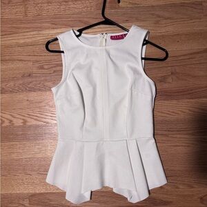 Elle Cream Sleeveless Top